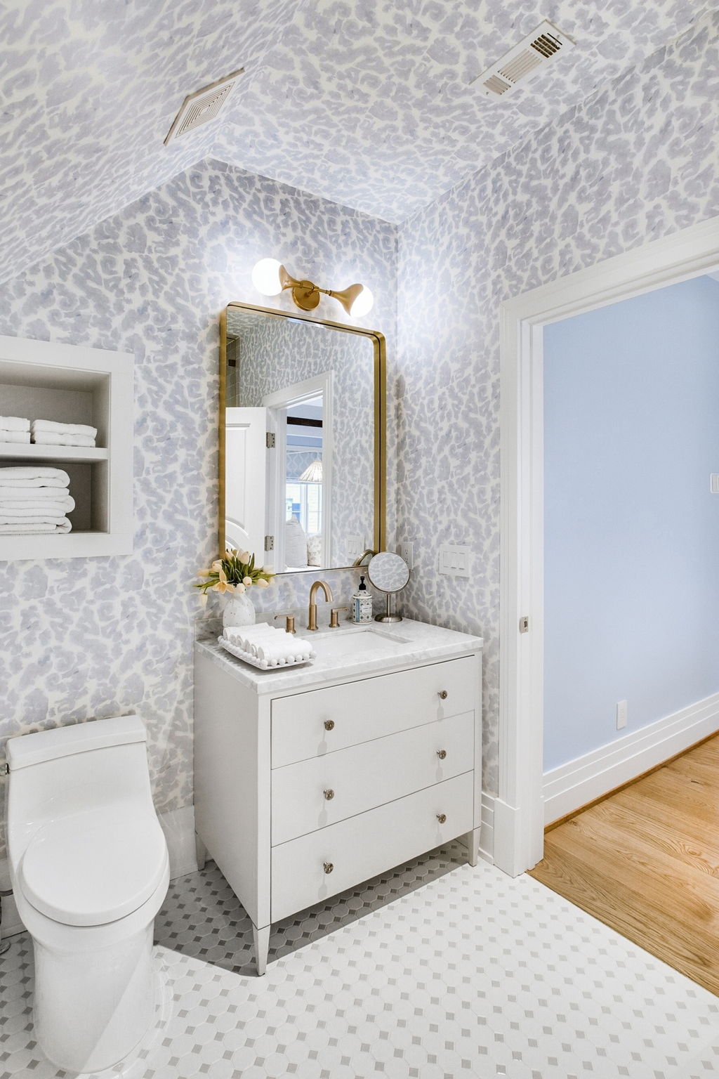 "Olive" Print Wallpaper in Blue