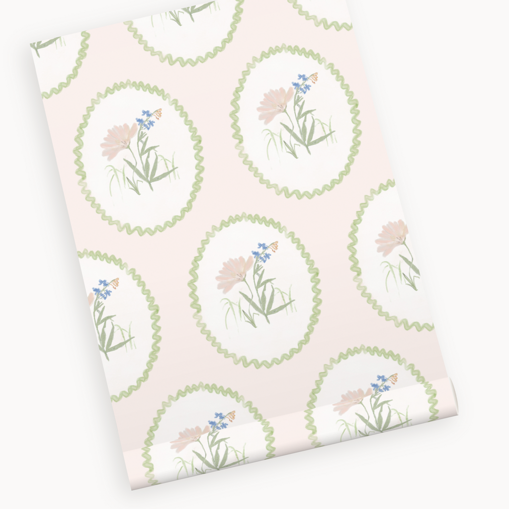 "Rosie" Print Wallpaper in Pink